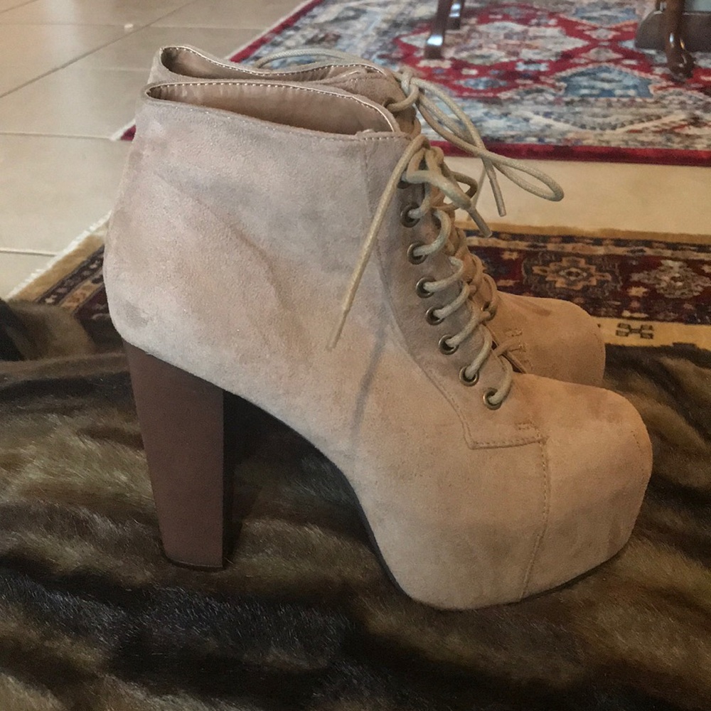High heel booties